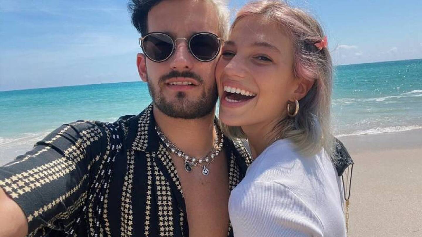 Ricky Montaner se compromete