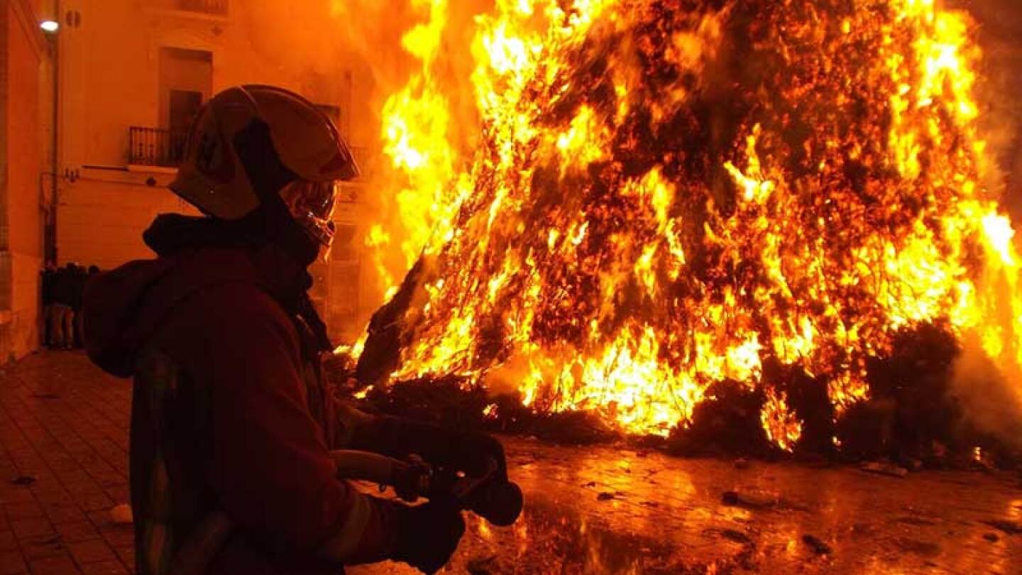 Incendio en centro comercial de Rusia