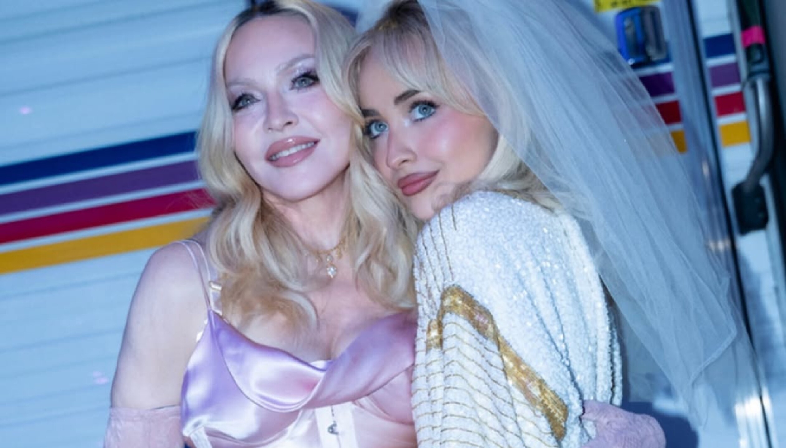 pati-chapoy-madonna (1).jpg