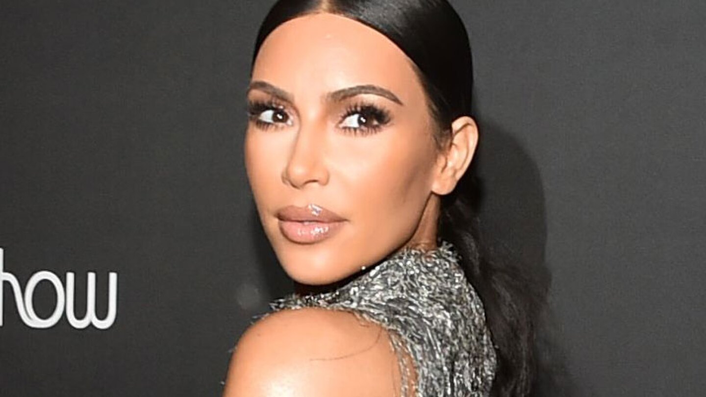 Junto a su esposo Kanye West esperan la llegada de su bebé.