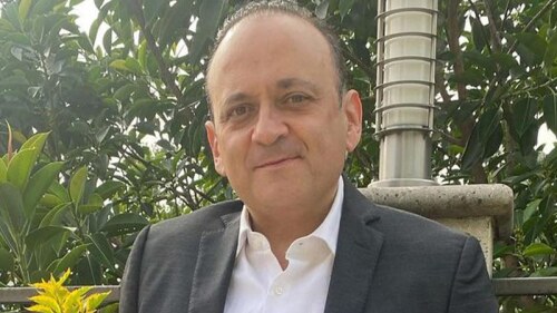 Eduardo España rechazó exclusividad en Televisa