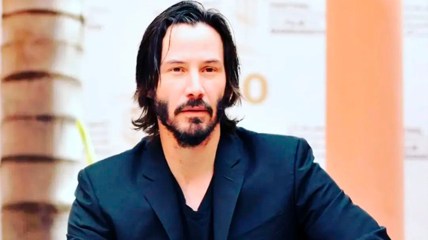 Keanu Reeves Disapproving Keanu Reeves pide orden de restricción contra un hombre que alega ser ...