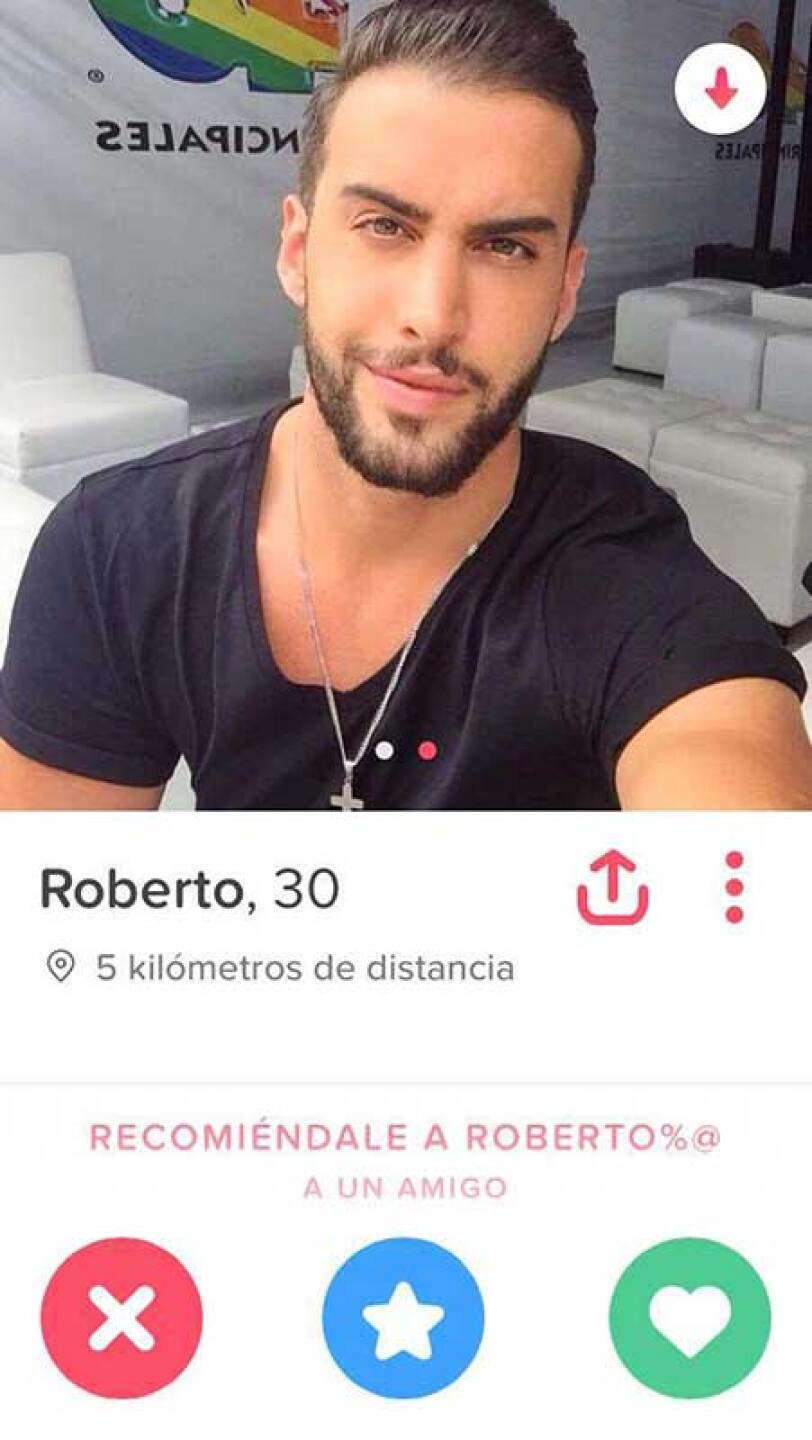 carlobuscaamorentinder.jpg