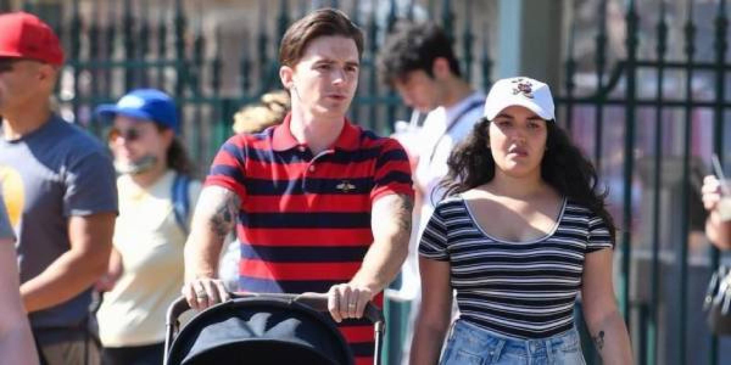 Drake Bell se deja ver junto a su esposa