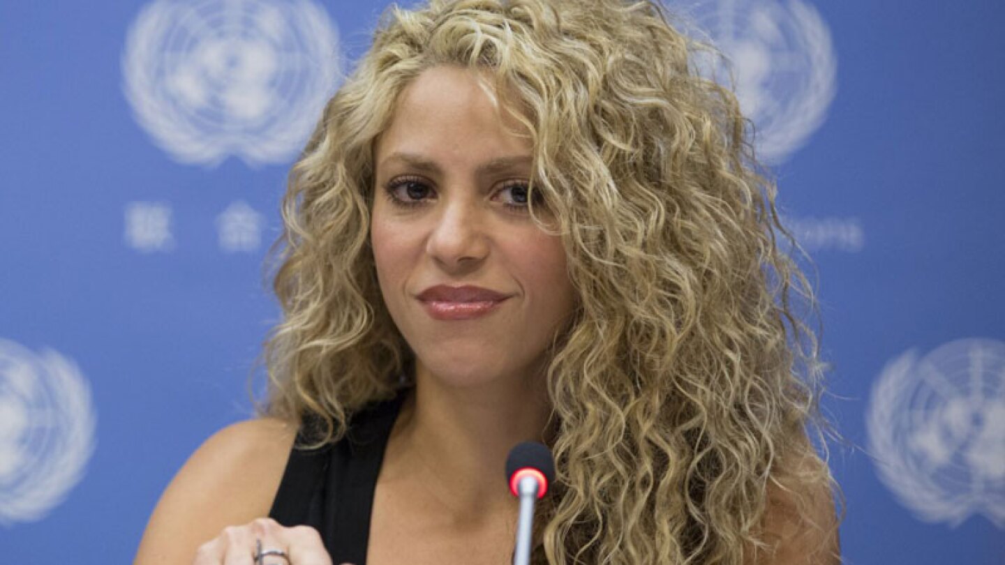 Shakira se mantiene en silencio y causa controversia