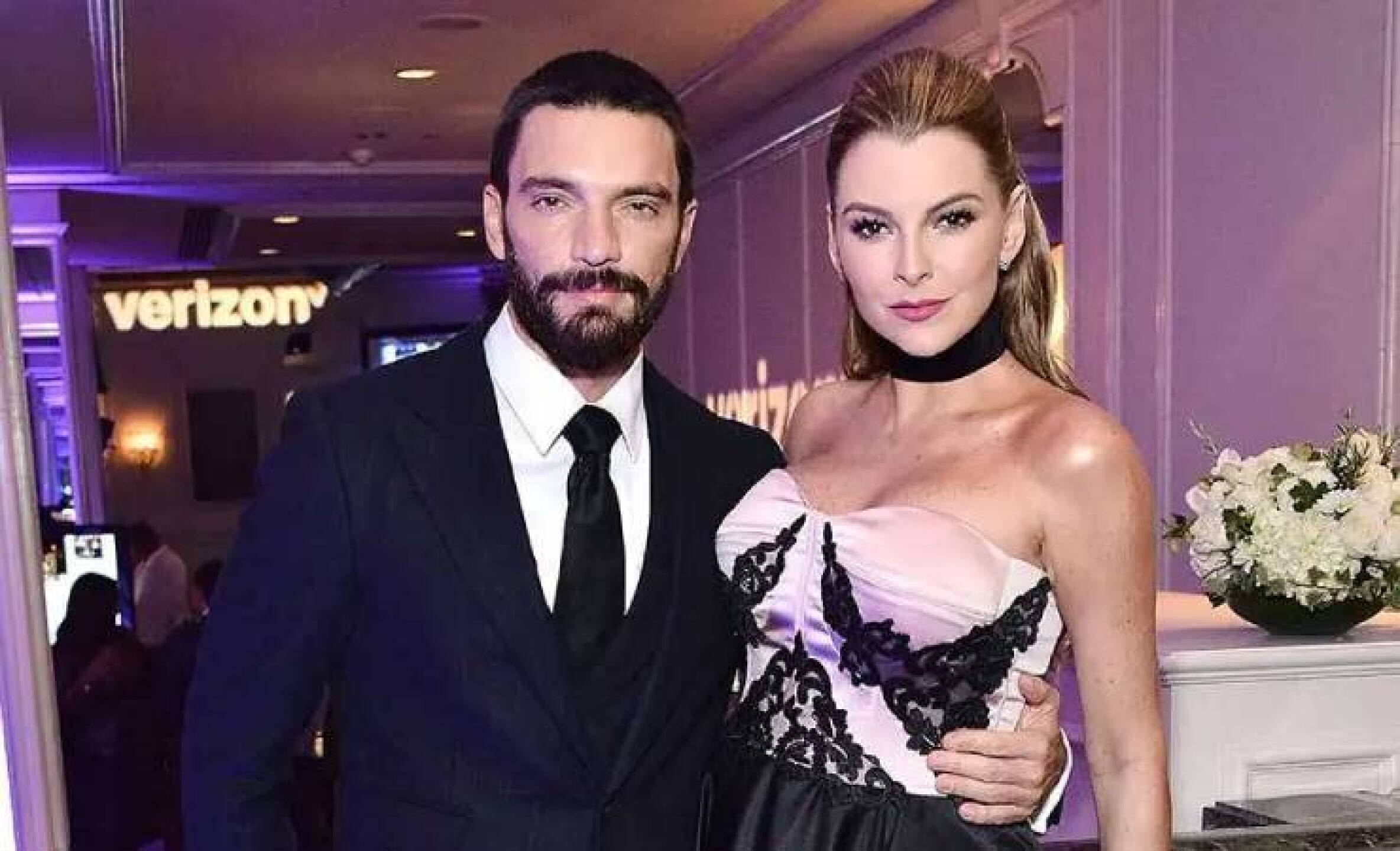 Julián Gil y Marjorie de Sousa