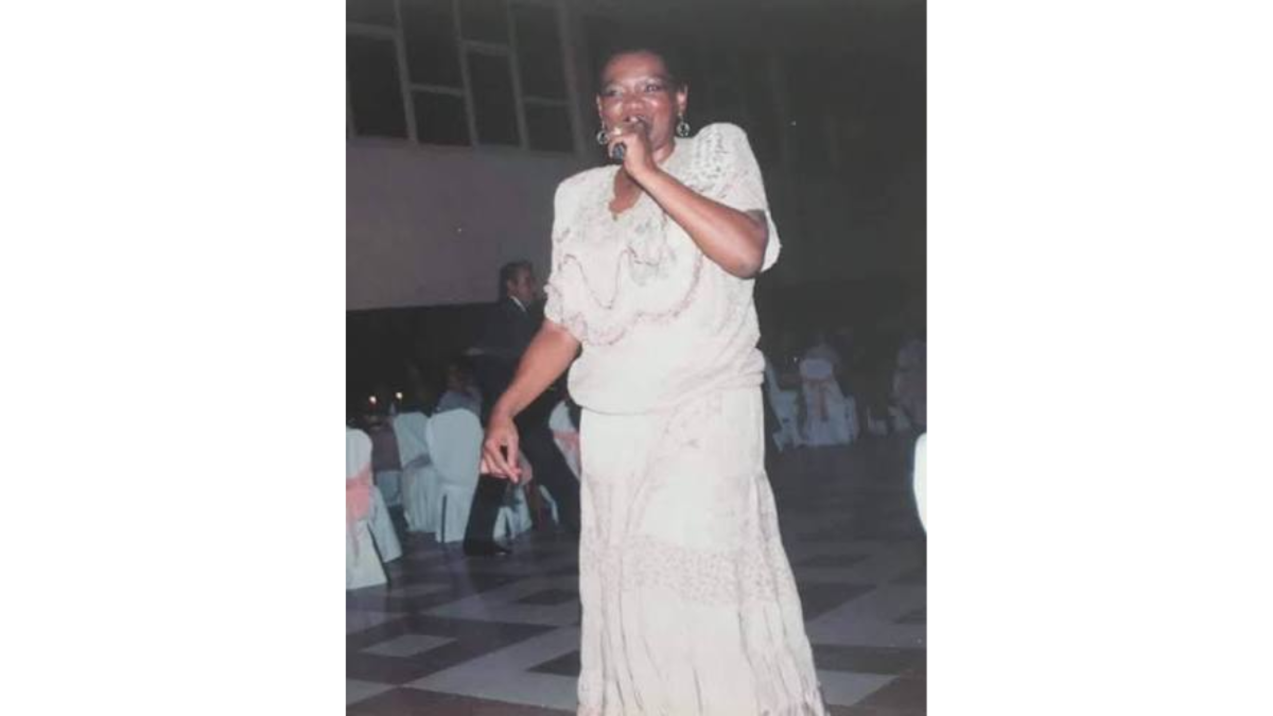 Ella Laboriel