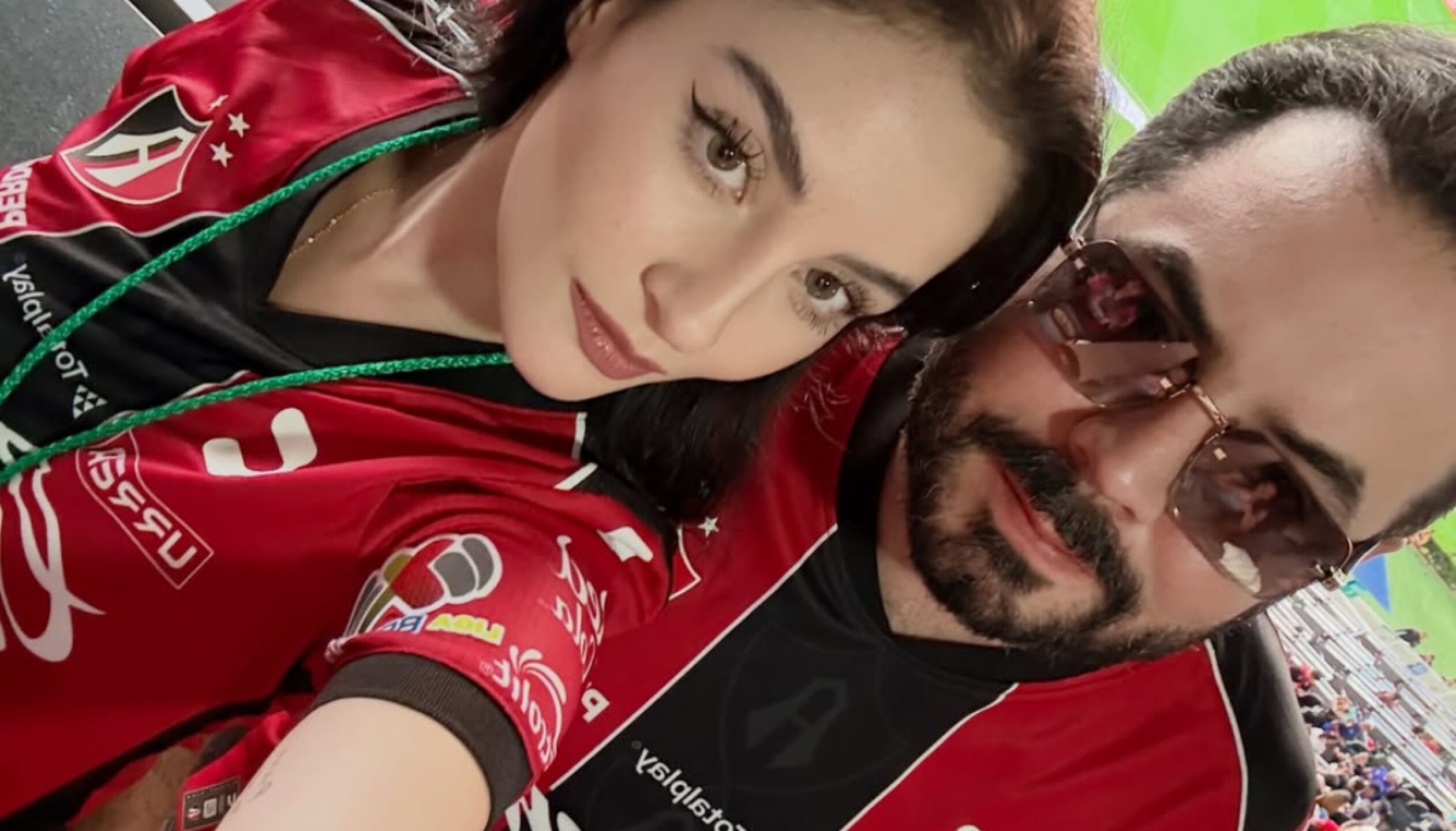 jose-eduardo-derbez-paola-dalay (1).jpg