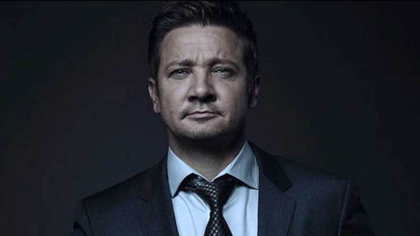 Jeremy Renner está bajo cuidados médicos
