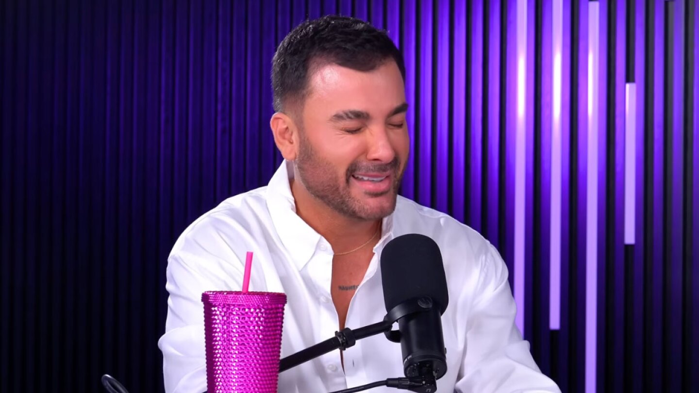 Mauricio Mejía se divorcia de Enrique Guzmán, el actor rompe en llanto ...