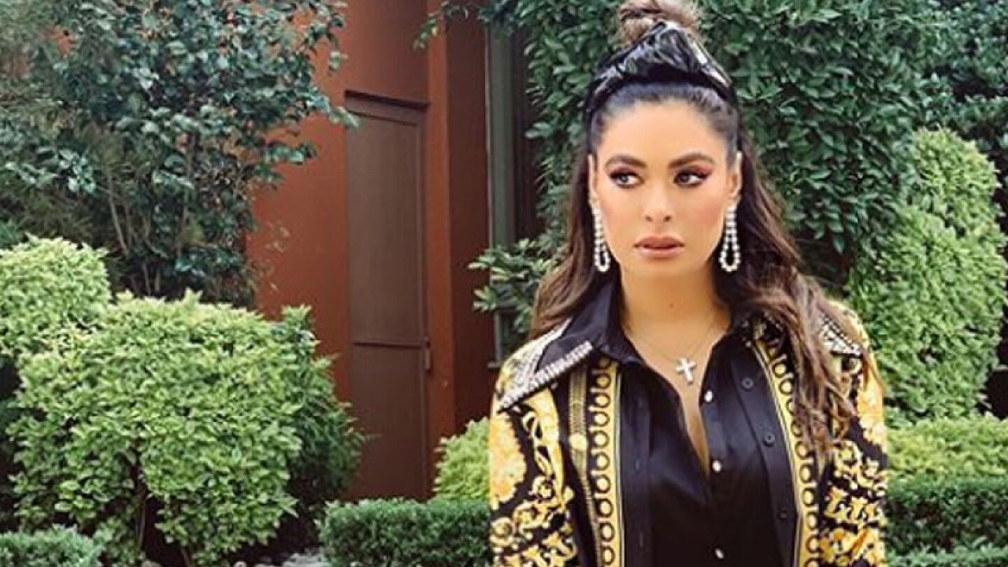 Galilea Montijo aparece en redes con extravagante tanga de leopardo.
