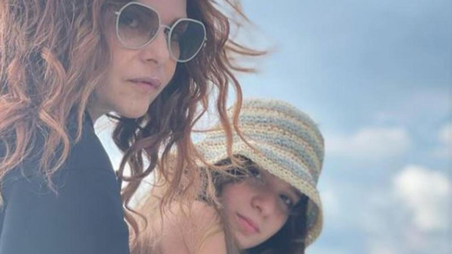 Itatí Cantoral y su hija.