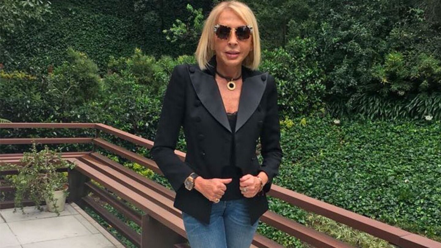 Tras infidelidad del desgraciado, Laura Bozzo reaparece abrazada de este hombre