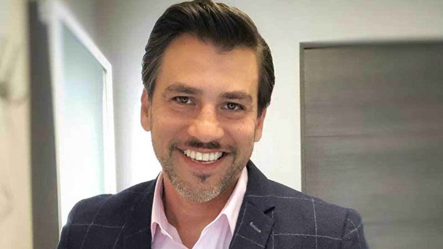 Mauricio Barcelata se enojó con los vestuaristas.