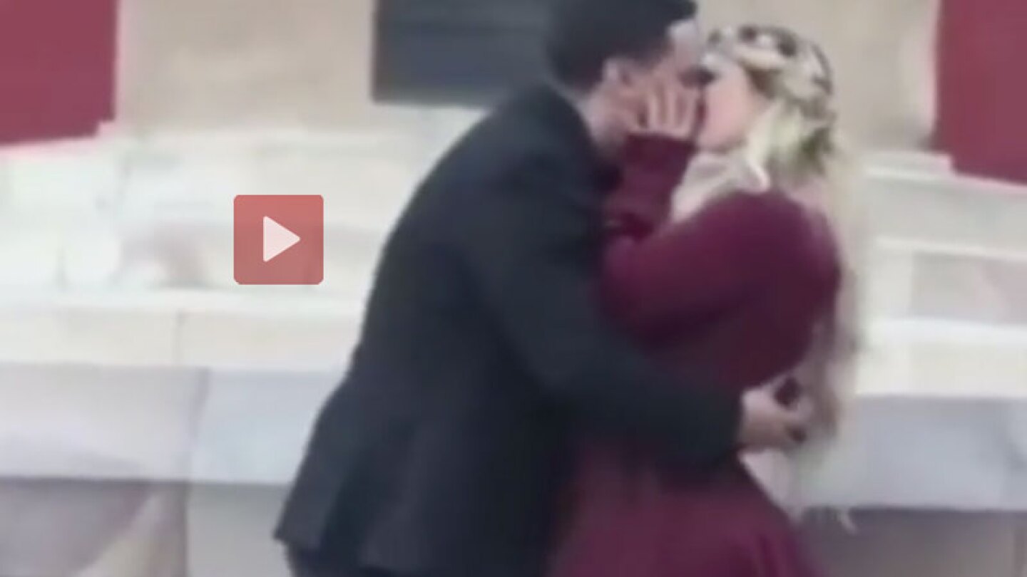 Este video despertó las sospechas sobre si en realidad son marido y mujer.