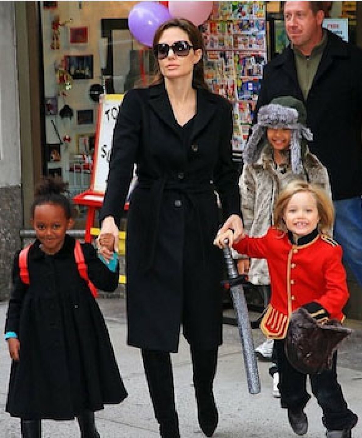 La expareja tiene 5 hijos menores de edad y uno más de 19 años