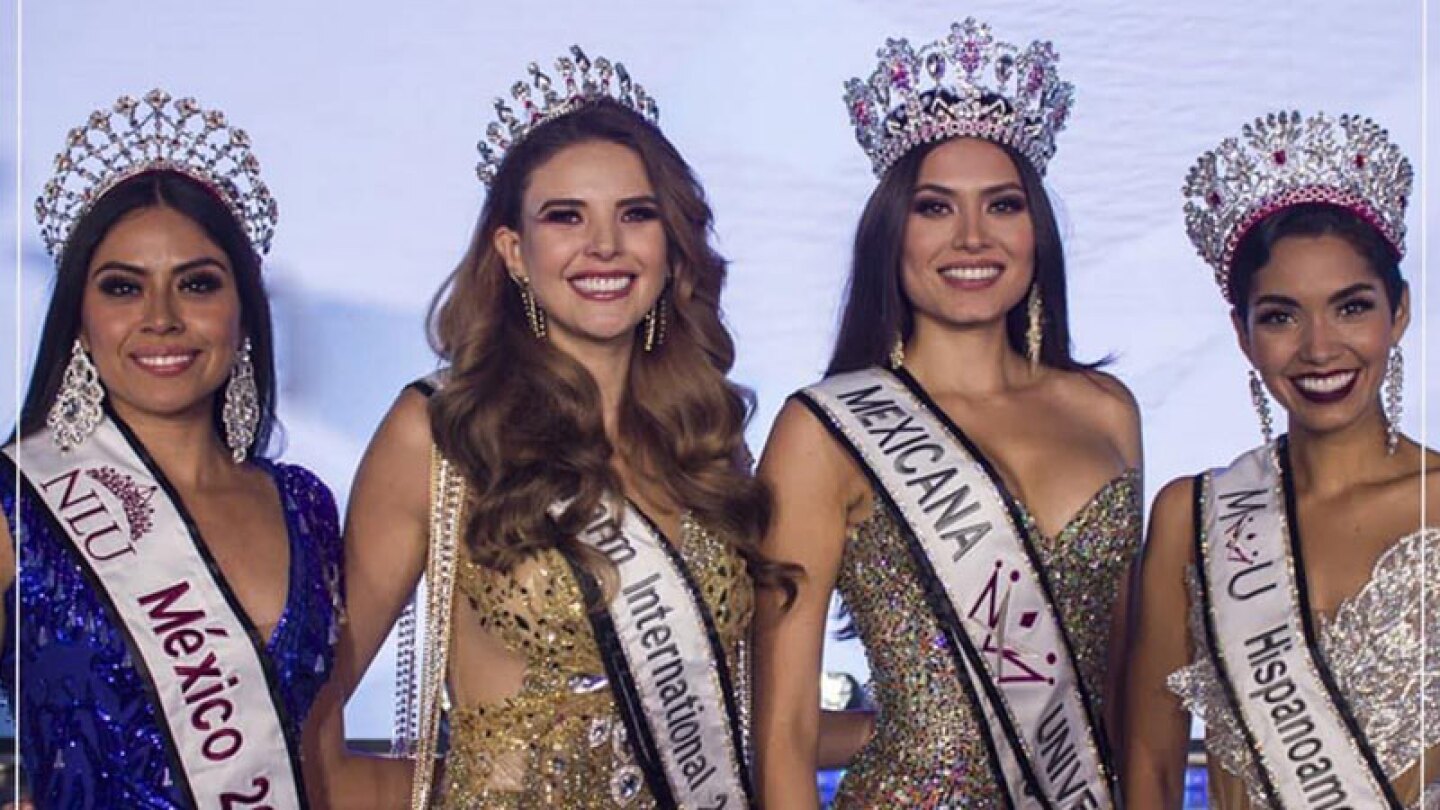 mexicana universal
