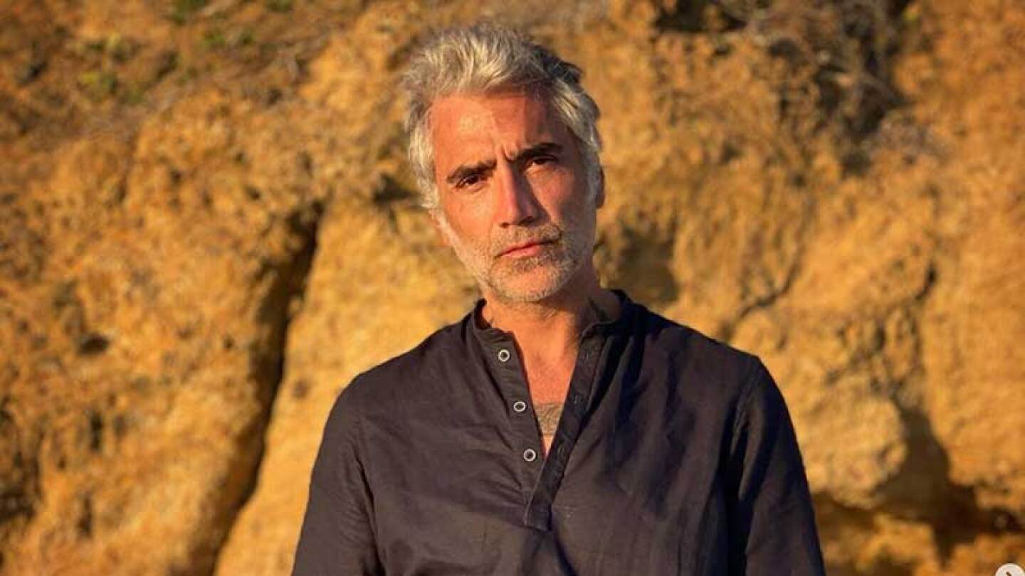 Alejandro Fernández se dio un repsiro en la nieve