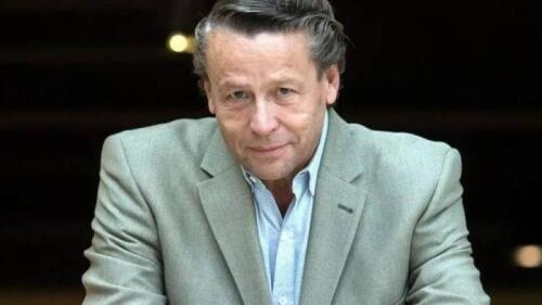 Alfredo Adame afirma que no ha tenido relaciones íntimas con su actual novia.