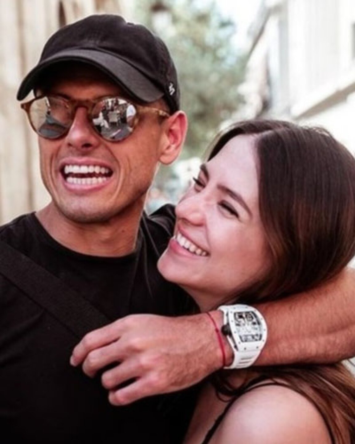 chicharito extraña a sus hijos sarah kohan