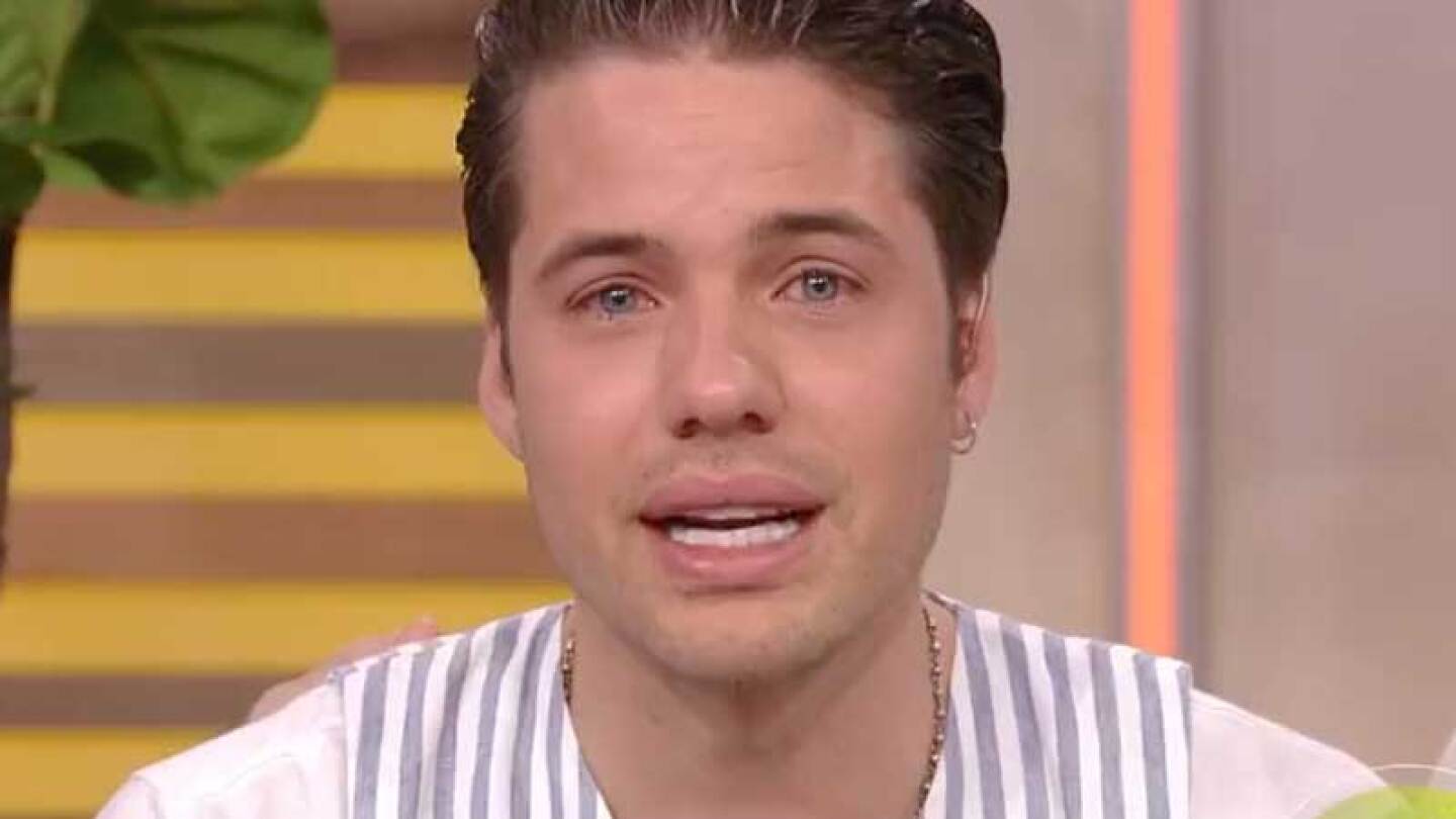 William Valdés se ausenta de VLA y regresa llorando a su extrabajo