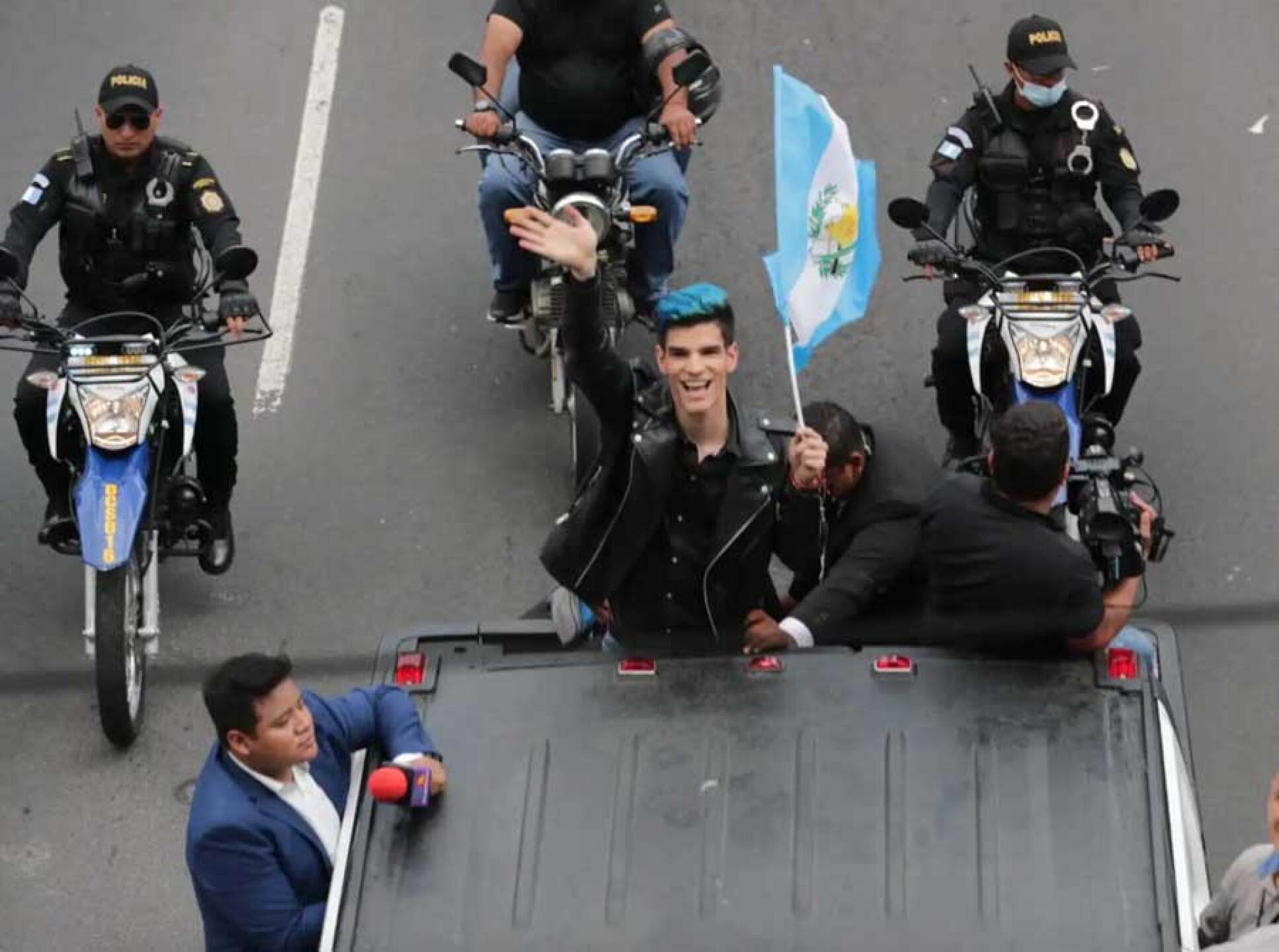 Nelson de La Academia regresa a Guatemala; podría sacar canción