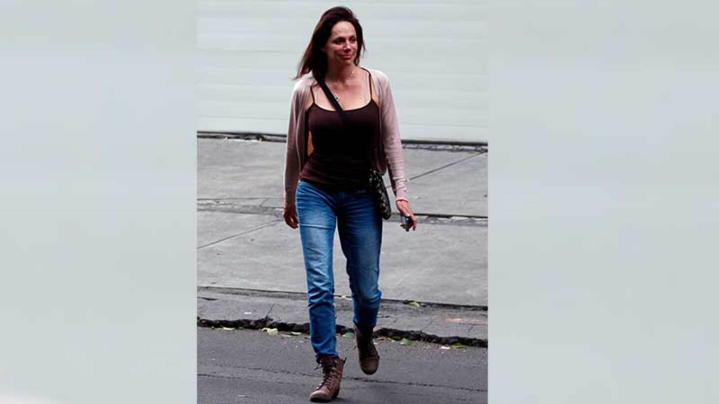 Kenia Gascon canción covid-19