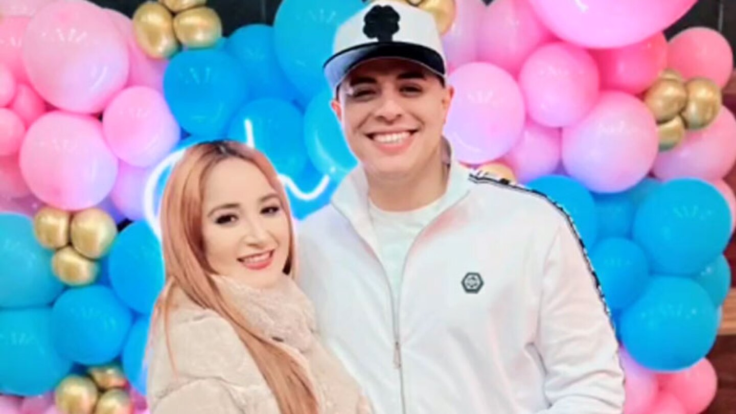 Eduin Caz y Daisy Anahy anuncian que esperan una niña en fiesta de revelación