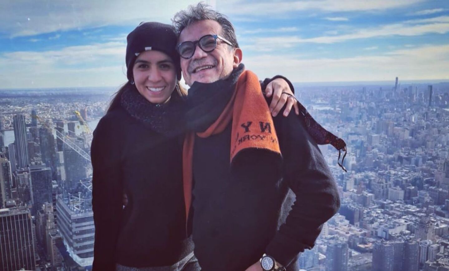 Freddy Ortega y su esposa