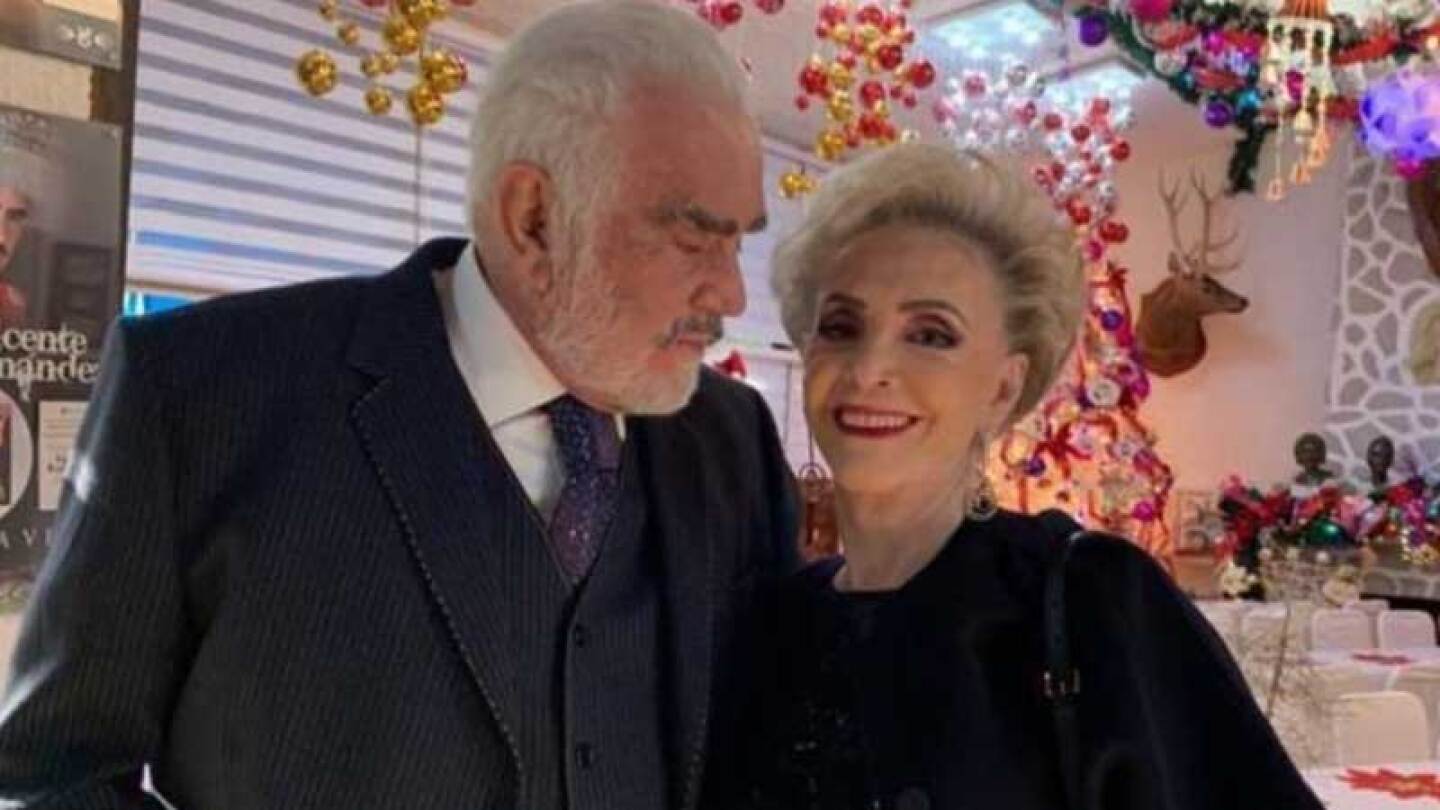 La familia Fernández se reúne en evento y hablan de Vicente Fernández