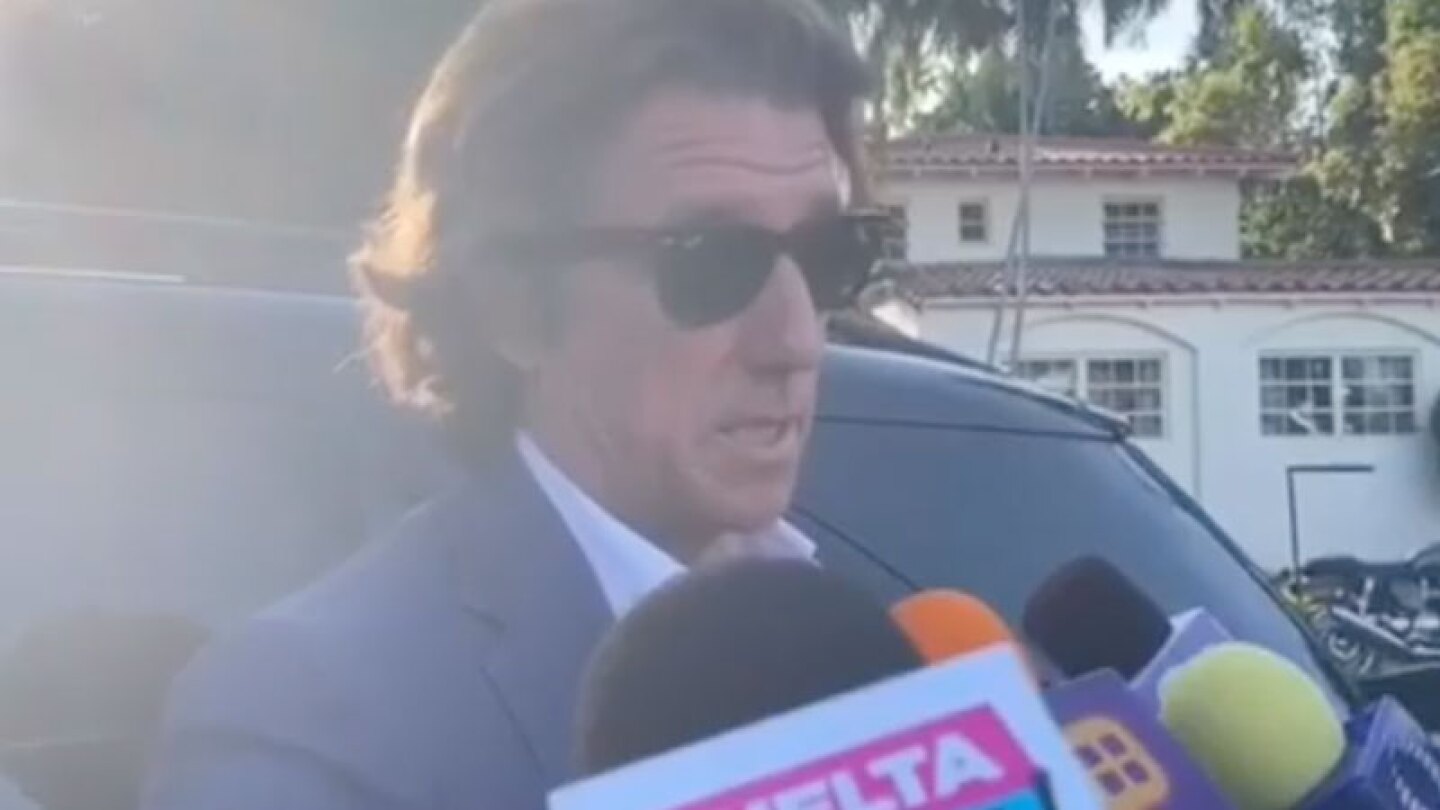 El juez le otorgó los días de convivencia que solicitó, pero la Chica dorada no recibió bien a la prensa.