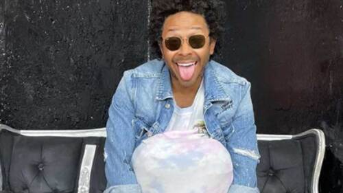 Kalimba sufrió discriminación por sus tatuajes aretes y perforaciones