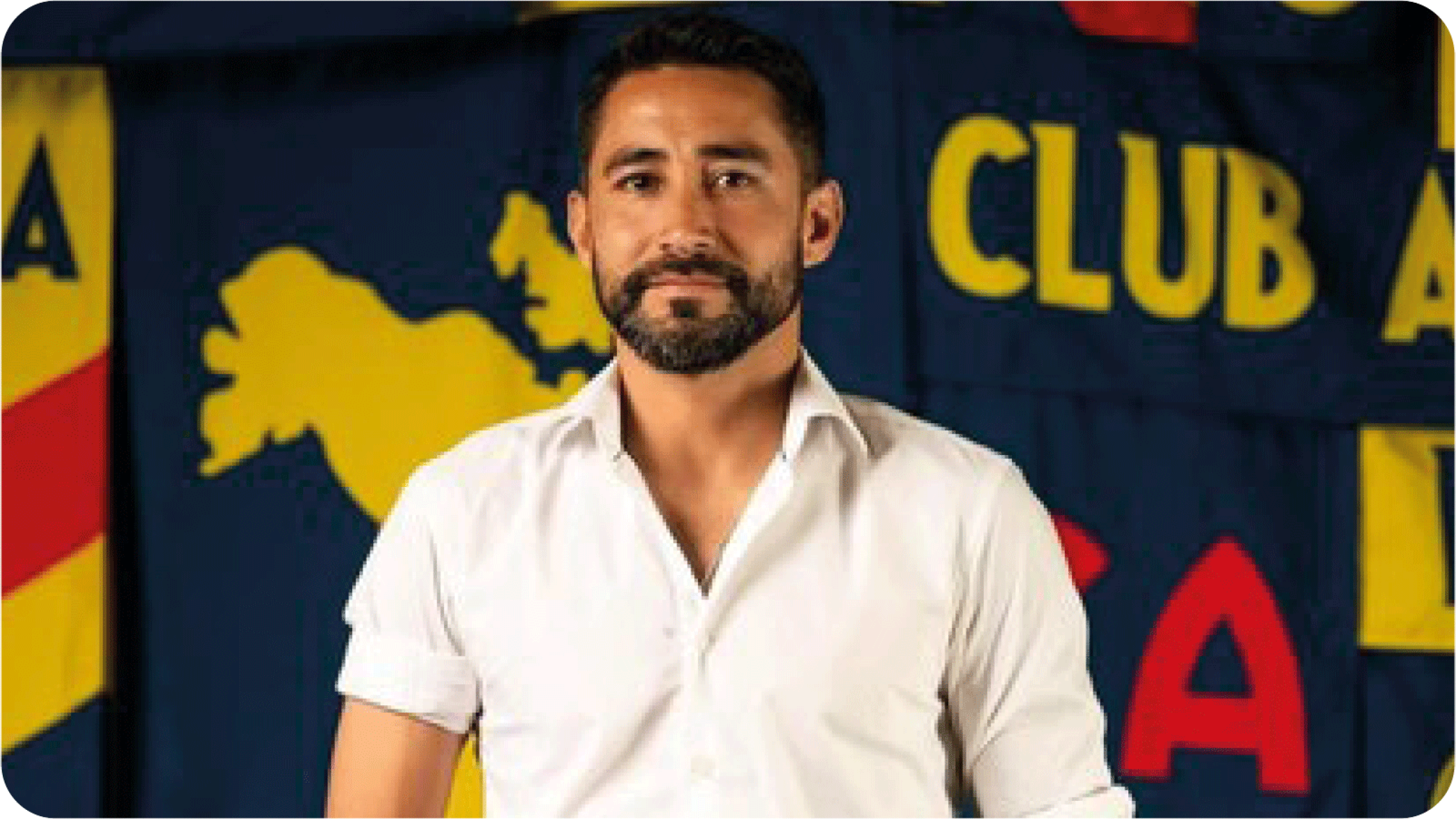 Director de América femenil, Luis Fuentes