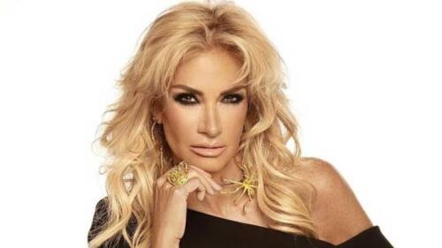 Adela Micha regresa a Televisa tras 6 años de haber salido