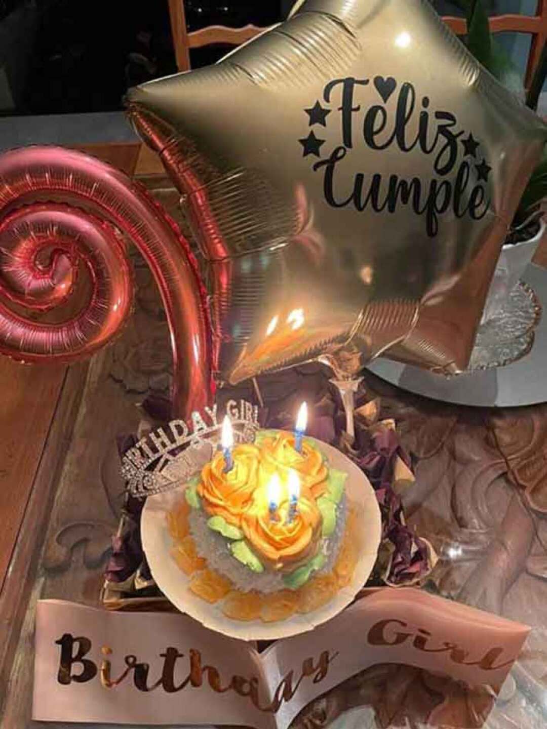 Así sorprendió Laura Zapara a su abuelita.