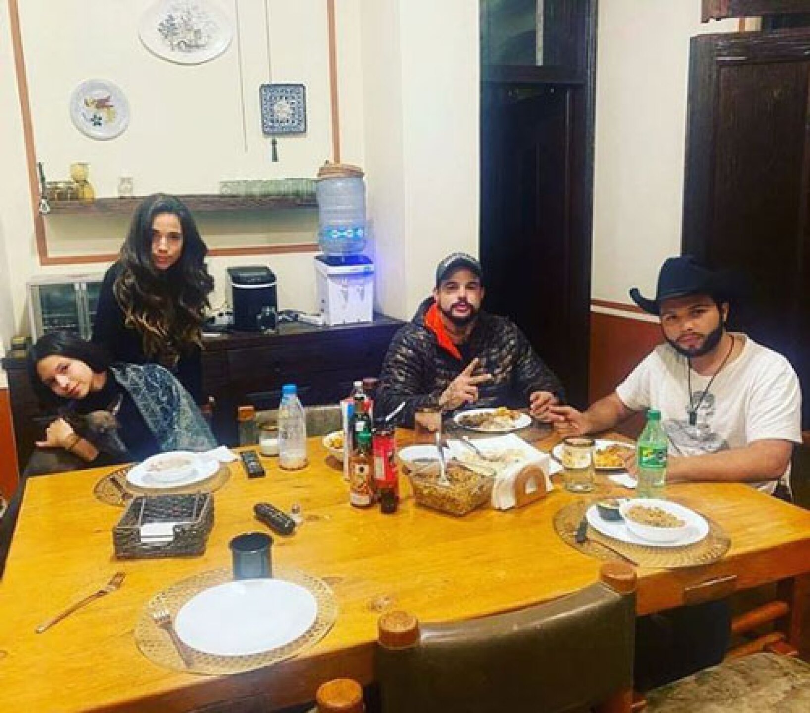 Hijos de Pepe Aguilar.