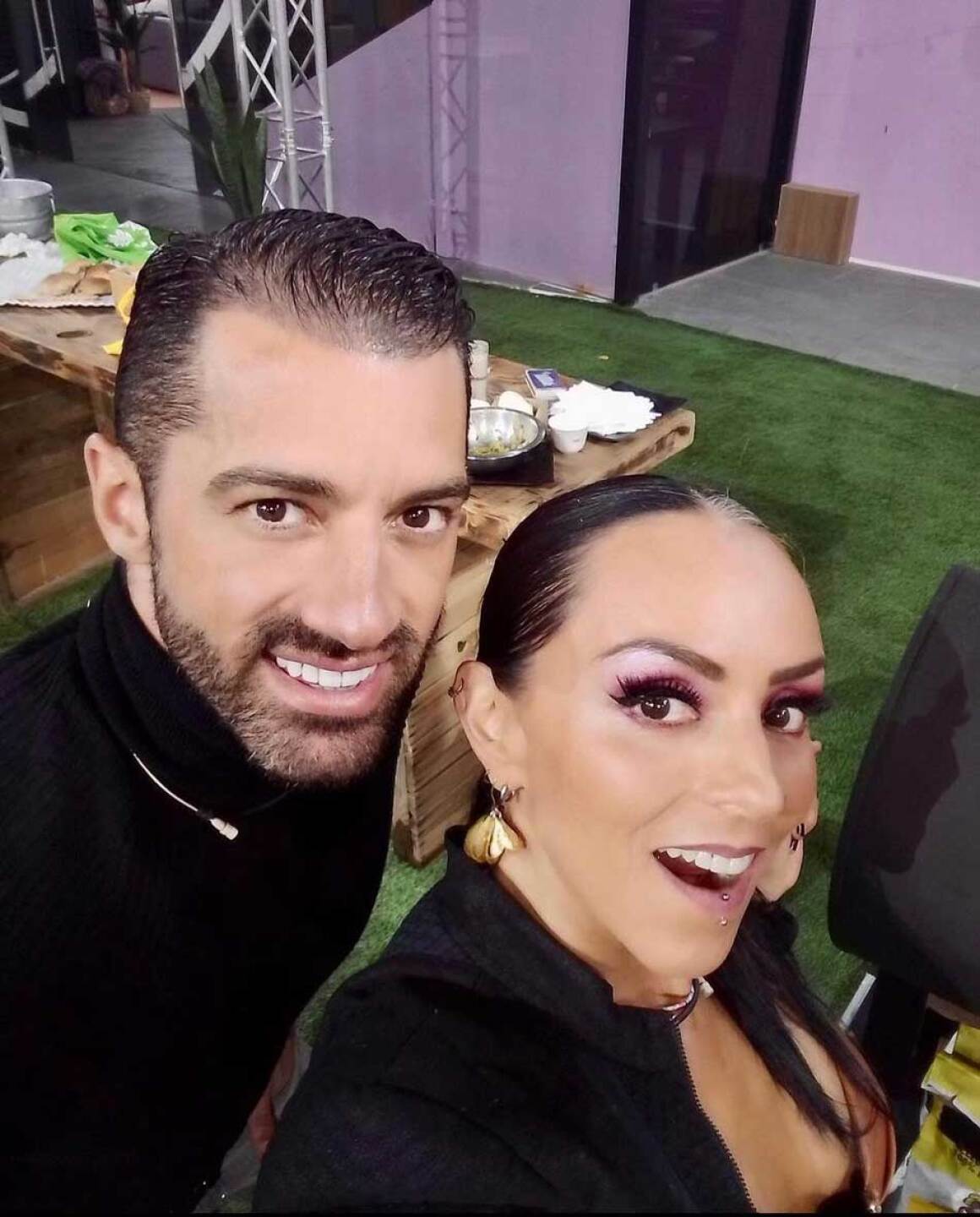 Toni Costa e Ivonne Montero en La Casa de los Famosos.