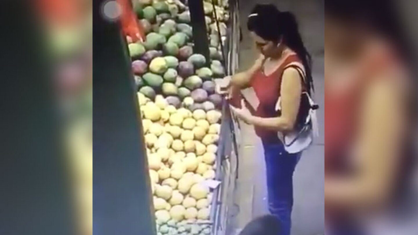Lady Rata roba niño