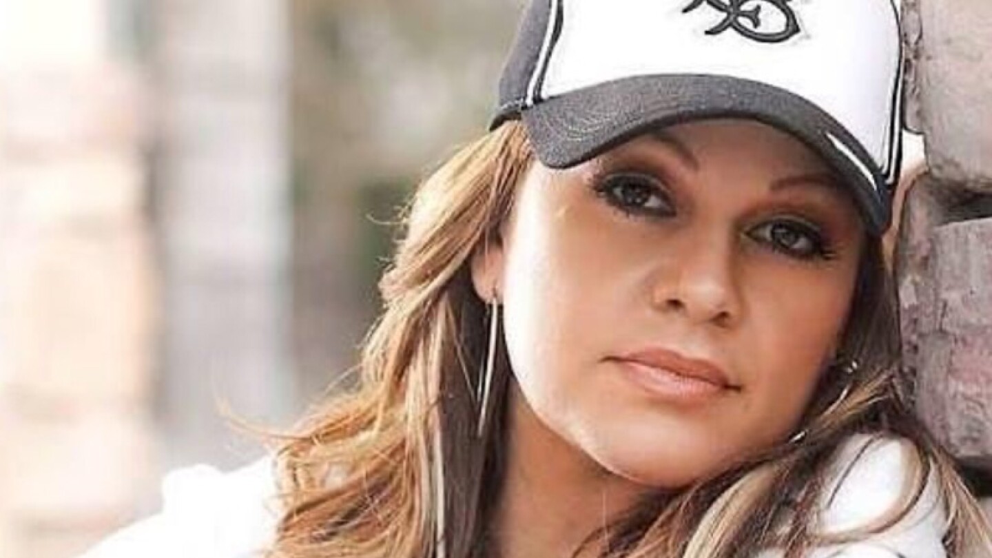 Lanzan tema de Jenni Rivera, y amiga duda de autenticidad