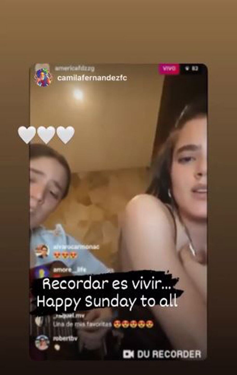 América canta muy bien.