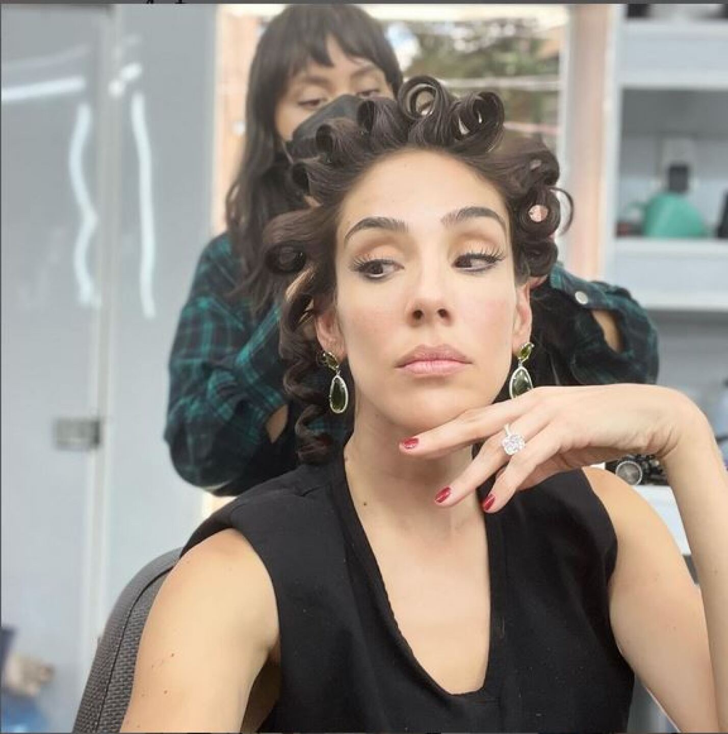 Sandra Echeverría sufre terrible llaga en su pie y comparte el terrible momento