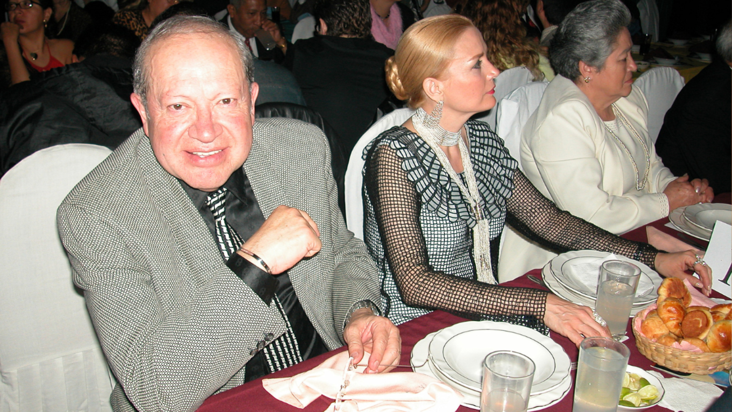 Quiénes fueron las esposas e hijos de Eduardo Manzano? Los amores del Polivoz que murió HOY 5 de diciembre