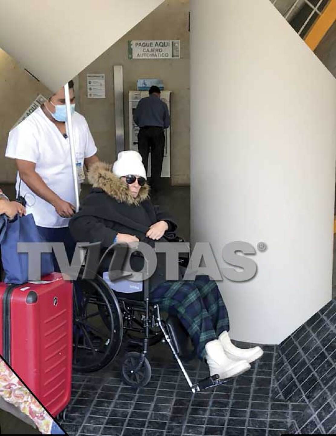 Quién es Rebecca Jones, actriz que sigue luchando contra el cáncer