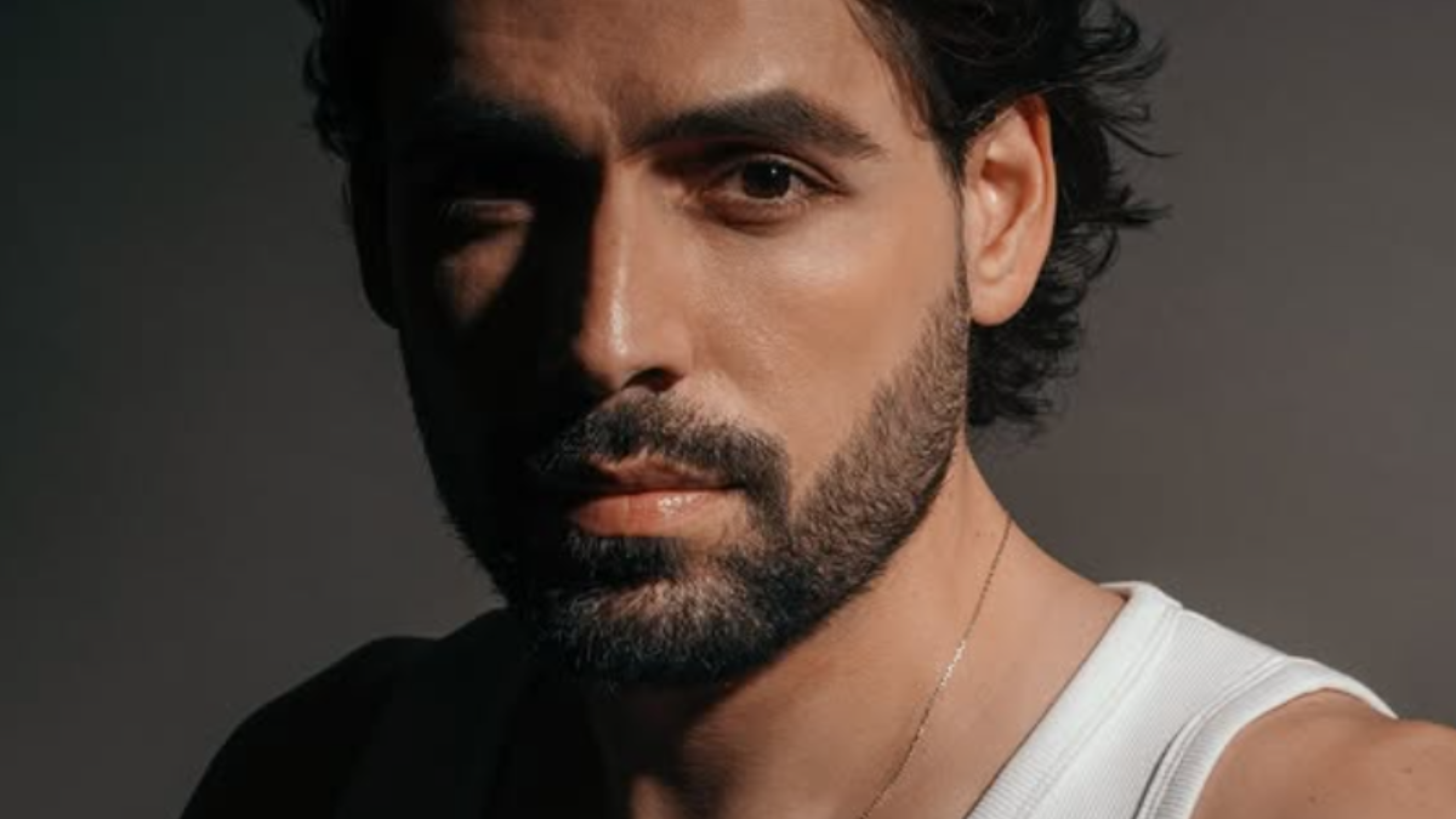 Alejandro Oliva actor de Señora Acero
