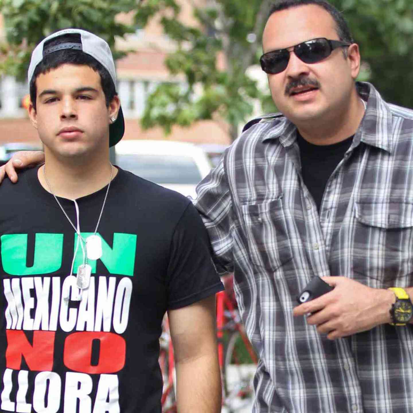 Pepe Aguilar y su hijo