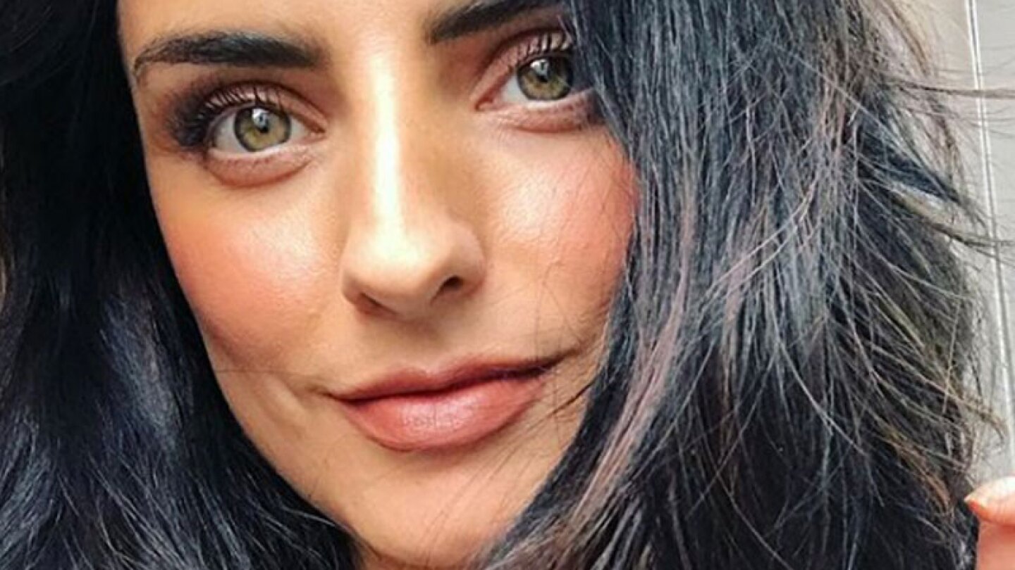 Hija de Aislinn Derbez se viste como Elsa de Frozen y provoca ternura
