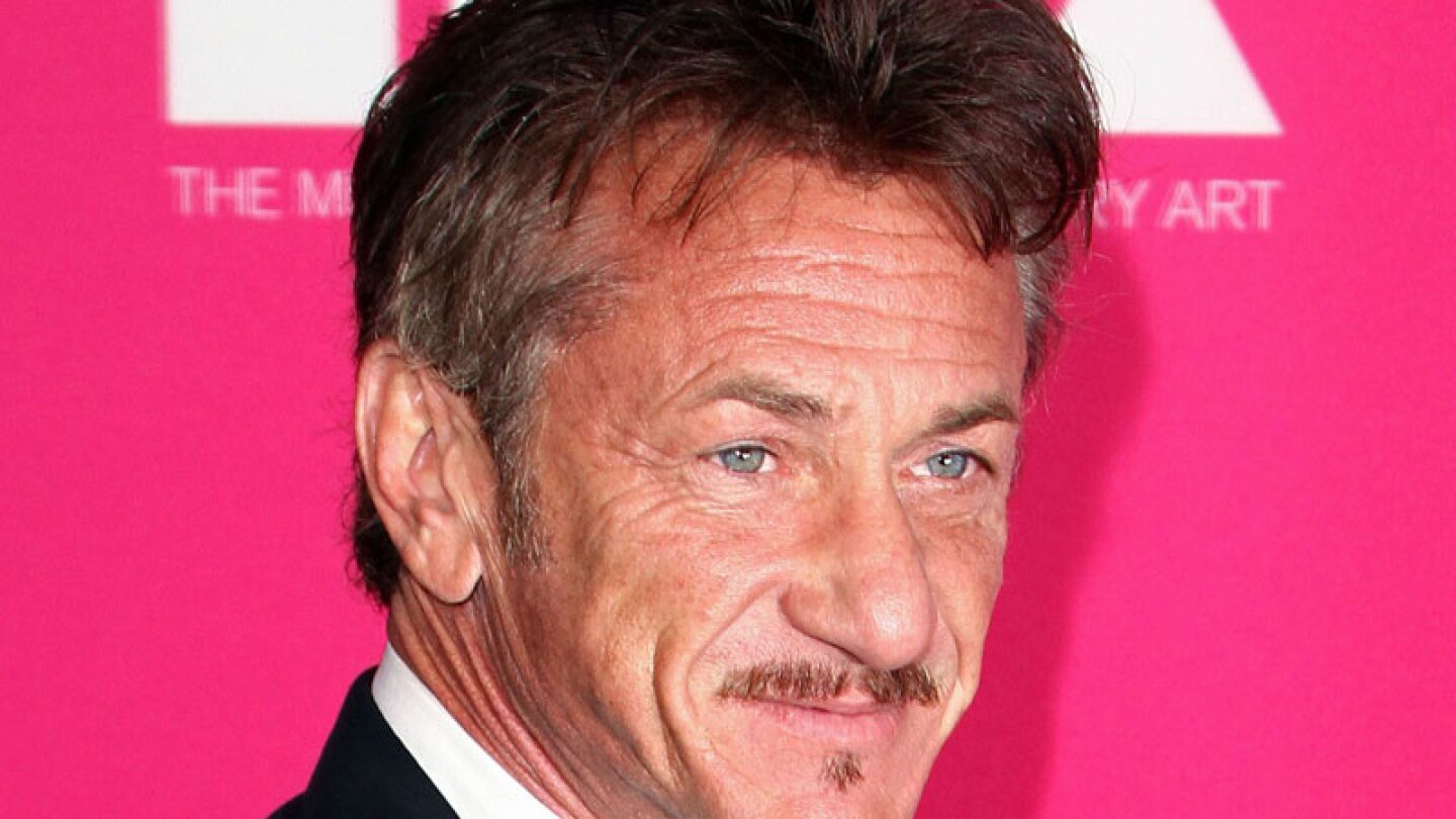 Sean Penn fuma en pleno programa de televisión