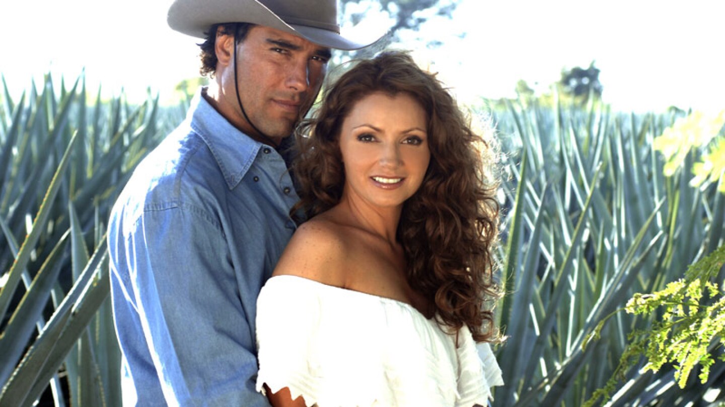 destilando amor rating