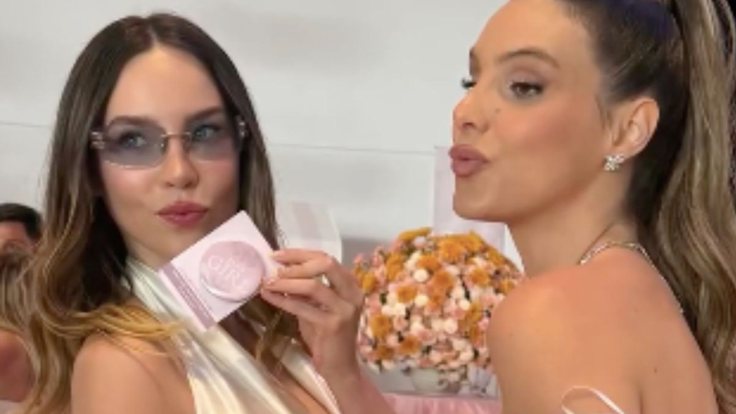 ¿Belinda ignoró a Kunno por su amistad con Ángela Aguilar? Así fue el incómodo momento