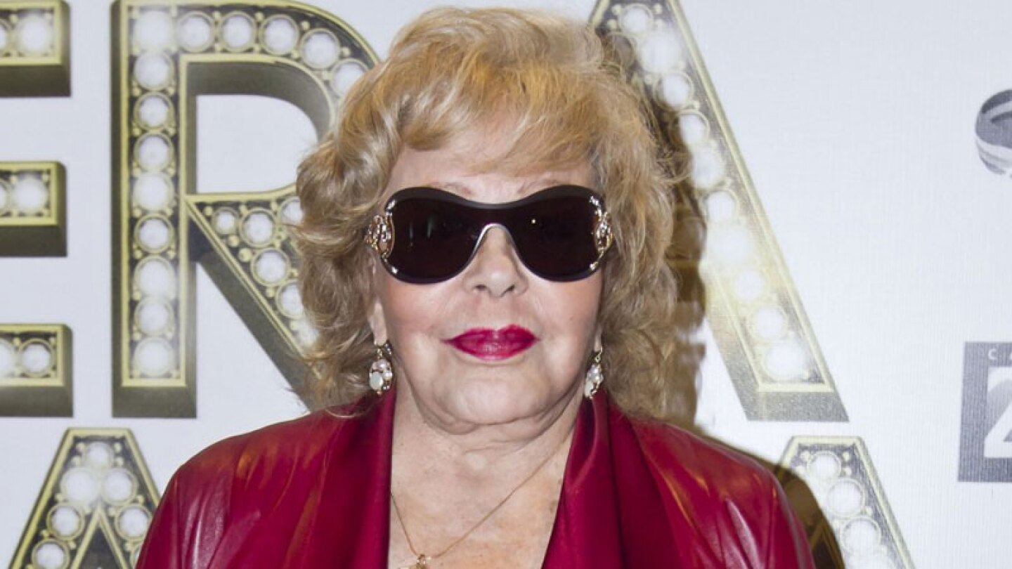 La bioserie de Silvia Pinal podría ser cancelada de no quitarle unas escenas a la historia.